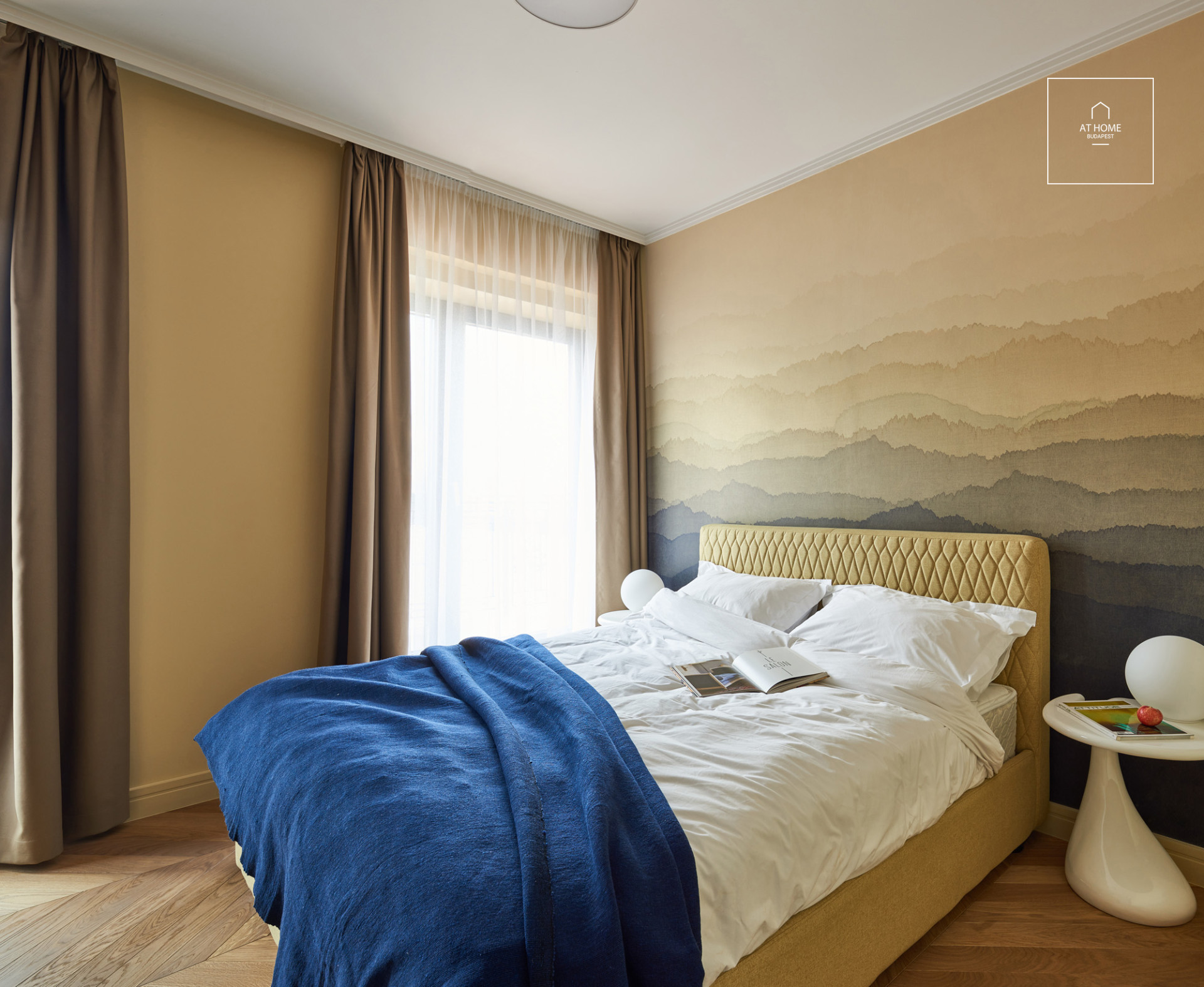 2 bedroom apartment with a roof terrace for rent Budapest VI. district, Terézváros