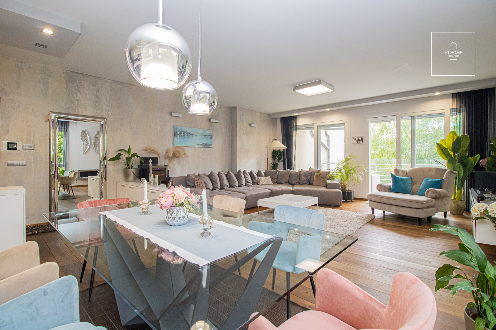 Panoramic, sunny  premium apartment available for rent in the 2nd district of Budapest, in Törökvész.