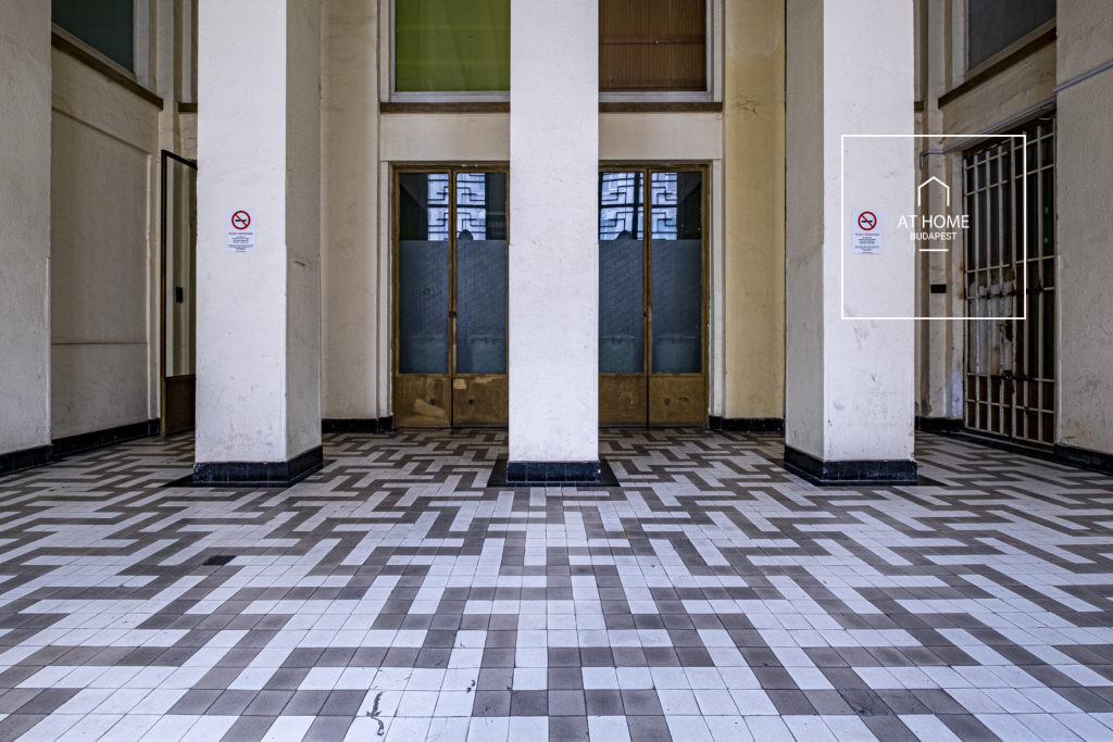 3-Bedroom Apartment for sale in the Heart of the City, Near the Parliament