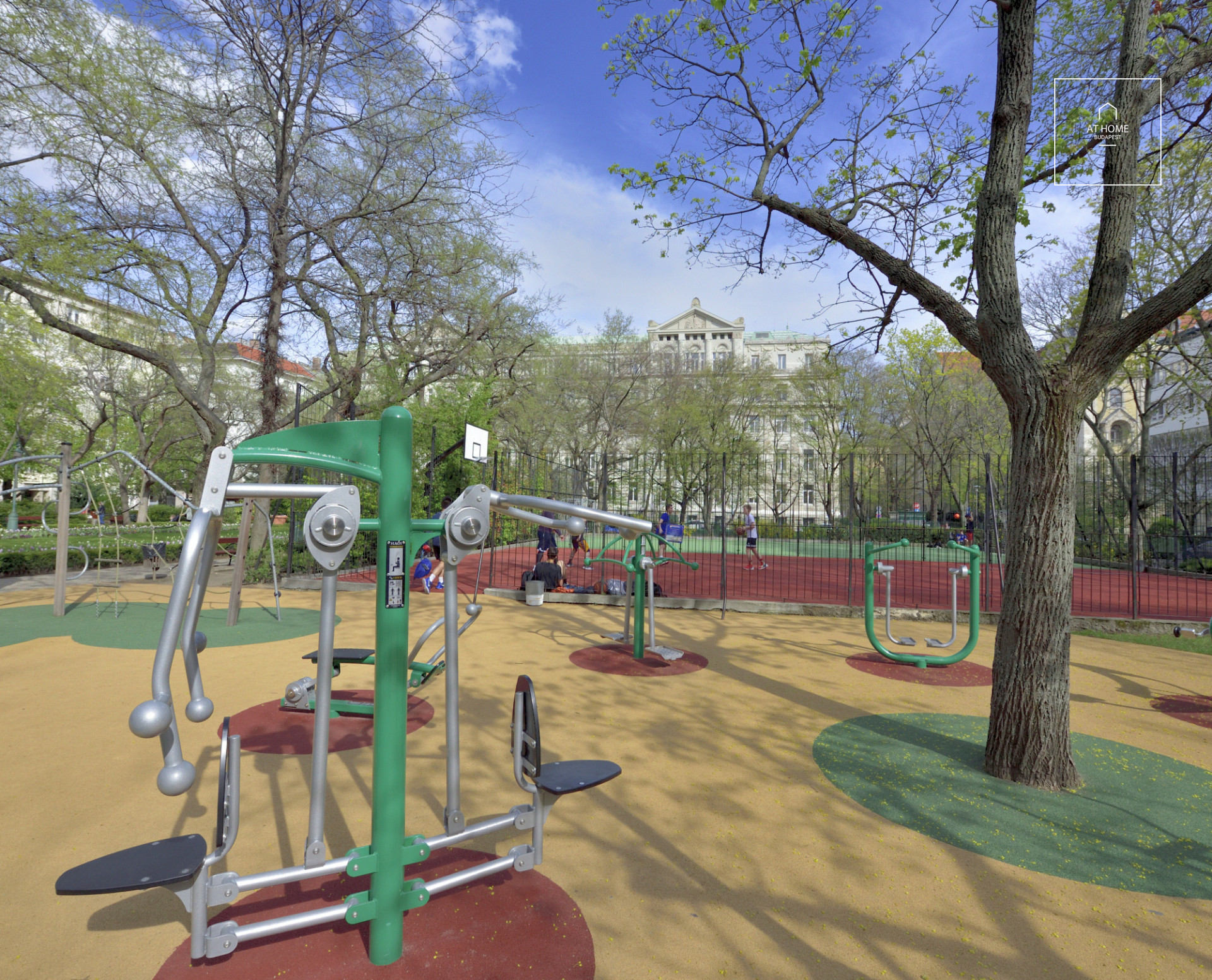 Lipótvárosi 3 hálószobás lakás eladó a Parlament közelében