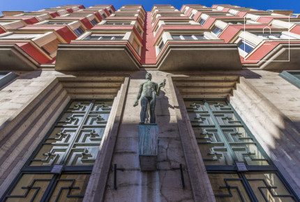 3-Bedroom Apartment for sale in the Heart of the City, Near the Parliament