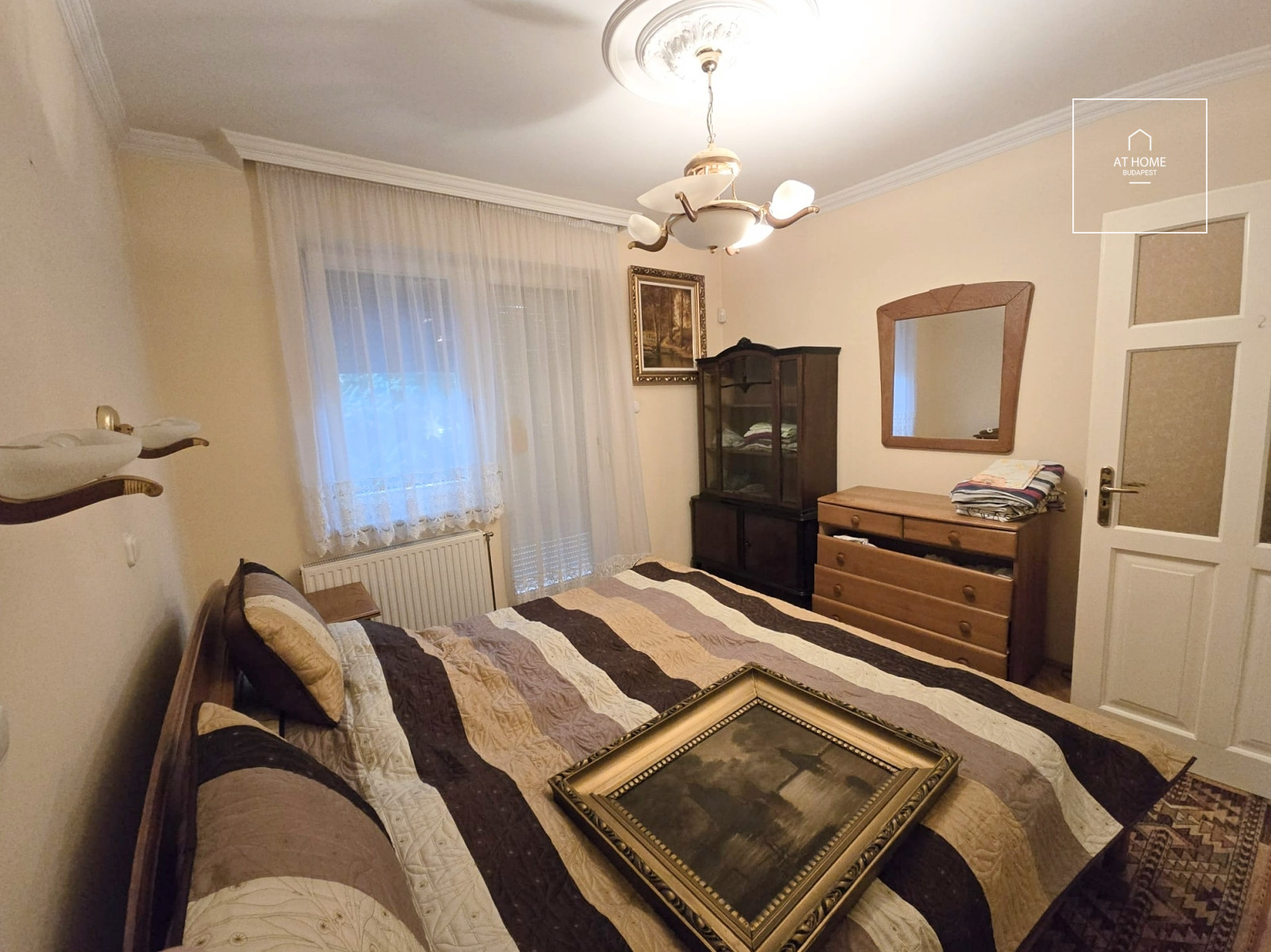 Három hálószobás, tágas  lakás kiadó Budapest II. kerület, Szépilona