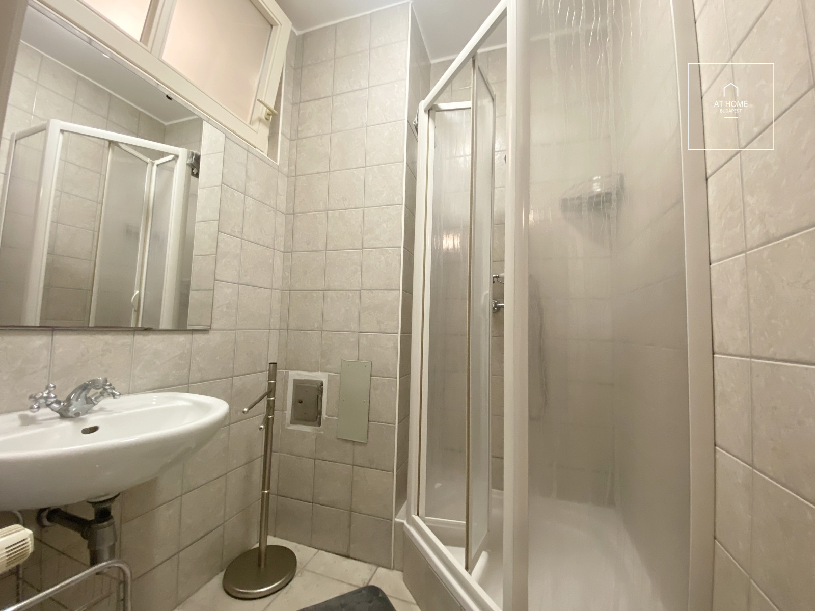 Elegant semi-detached house for rent Budapest XII. district, Mártonhegy