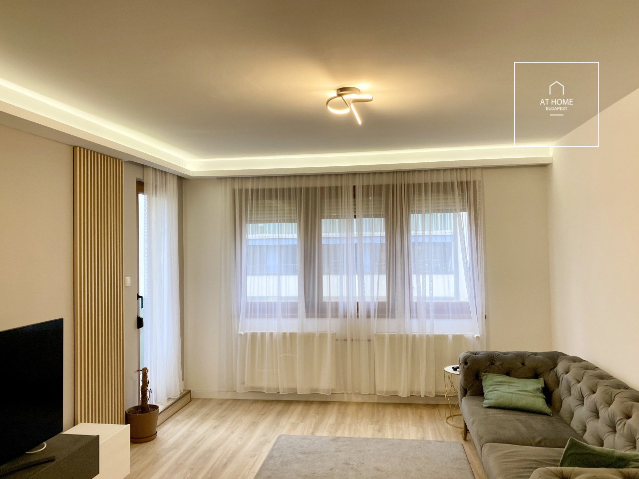 Freshly renovated 56 sqm, 1st-floor apartment in District XIII, Marina part