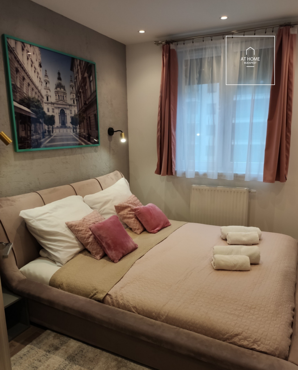 Exclusive 2-bedroom luxury apartment in Corvin-Negyed