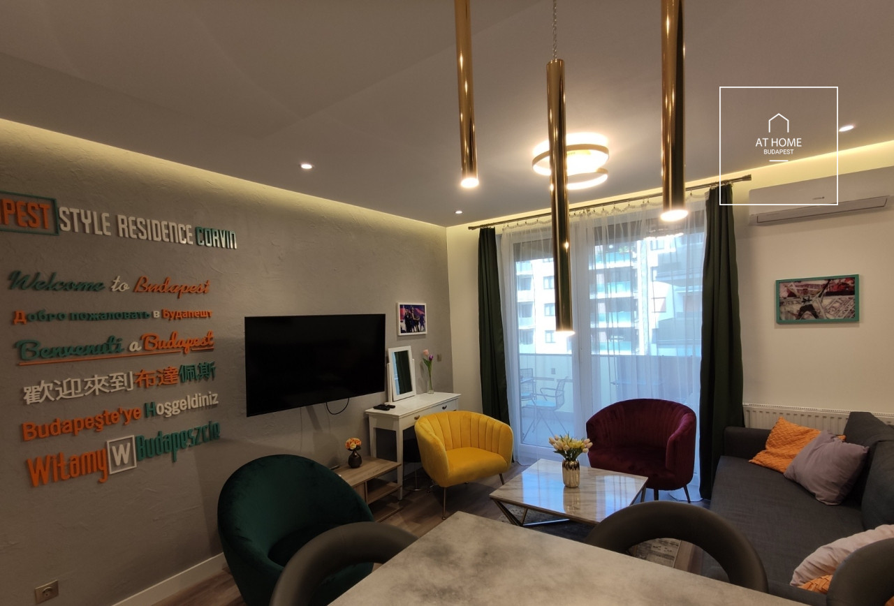 Exclusive 2-bedroom luxury apartment in Corvin-Negyed