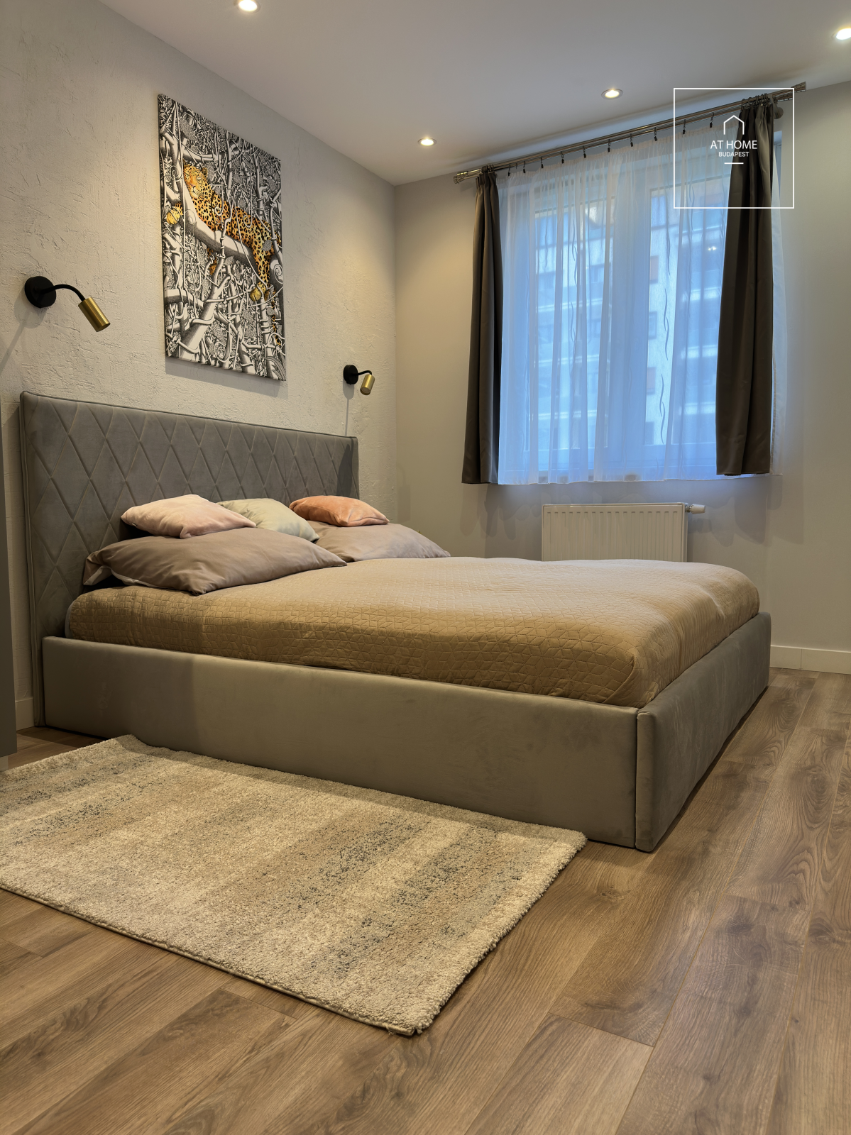 Exclusive 2-bedroom luxury apartment in Corvin-Negyed