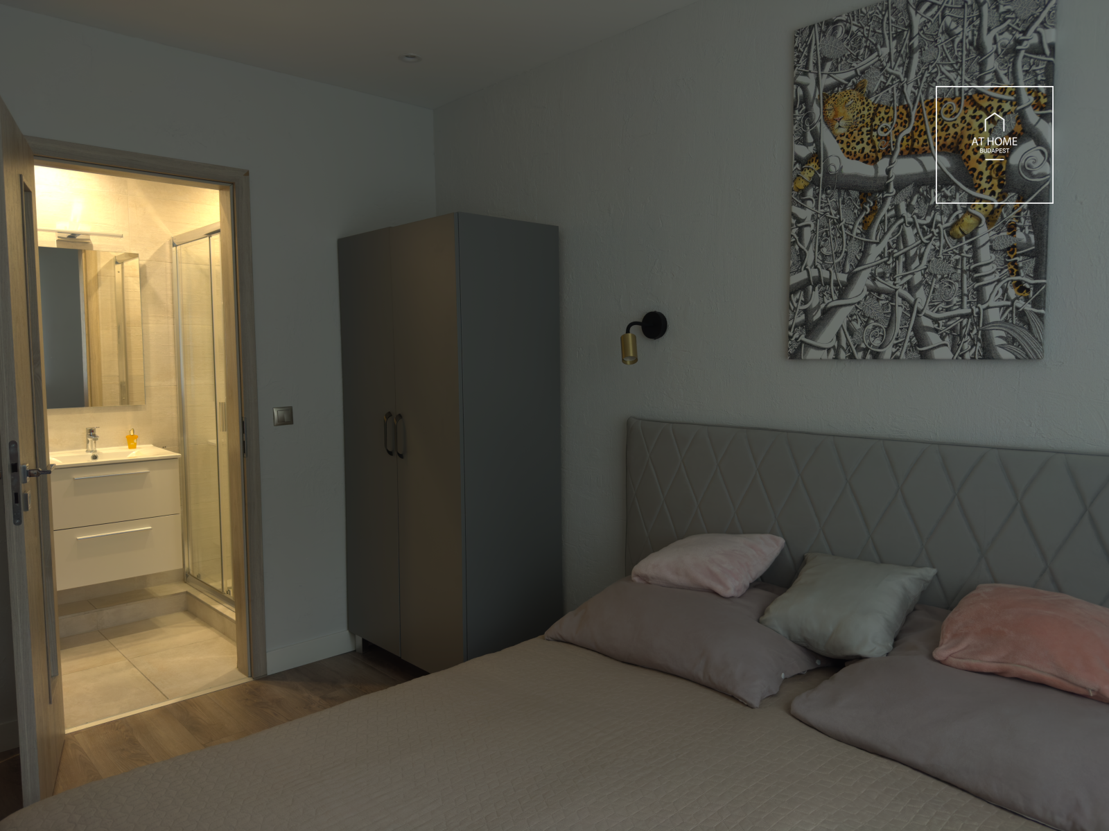 Exclusive 2-bedroom luxury apartment in Corvin-Negyed