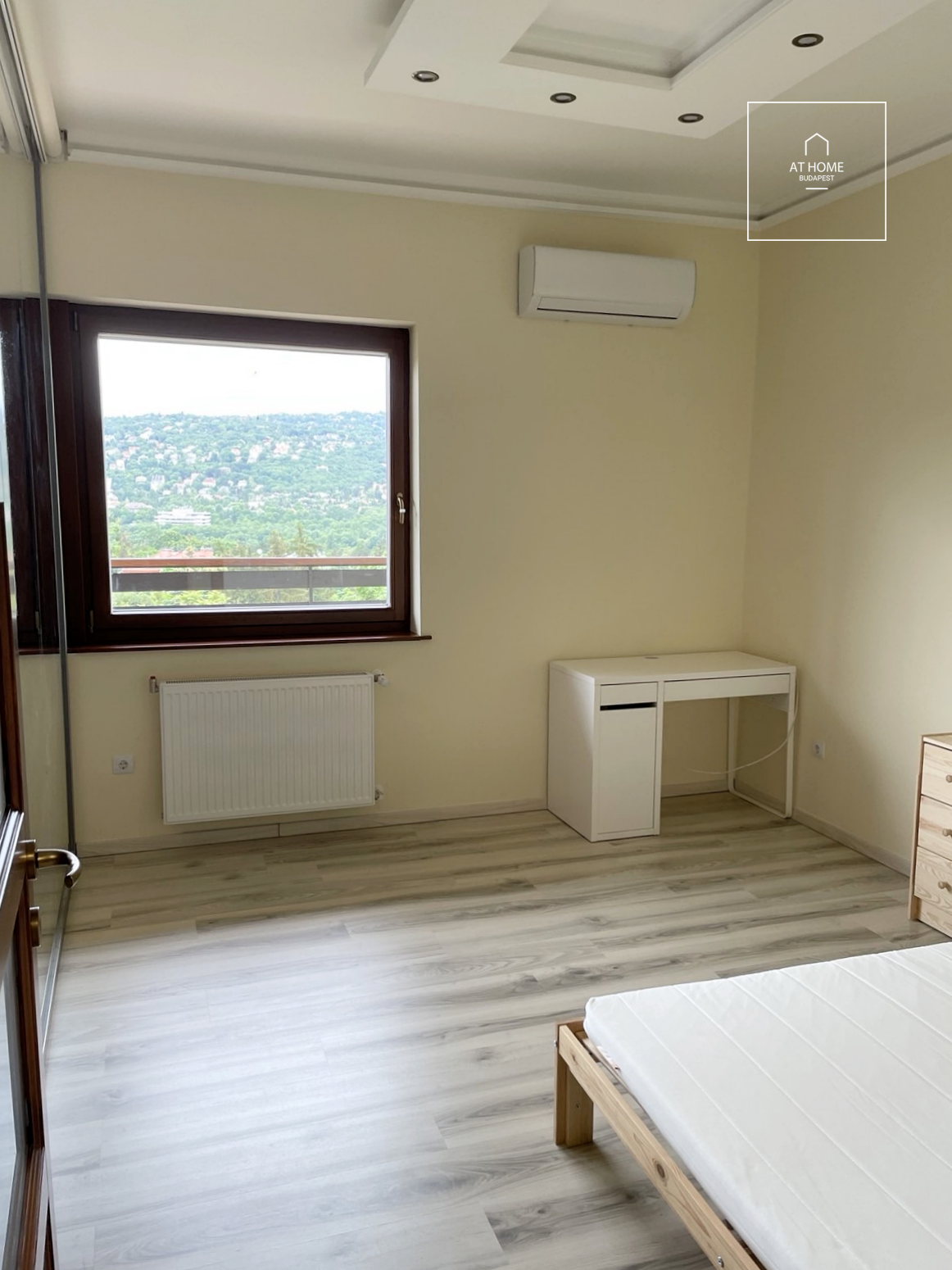 Renovated 51 sqm apartment with panoramic views in one of the most sought-after areas of Rózsadomb