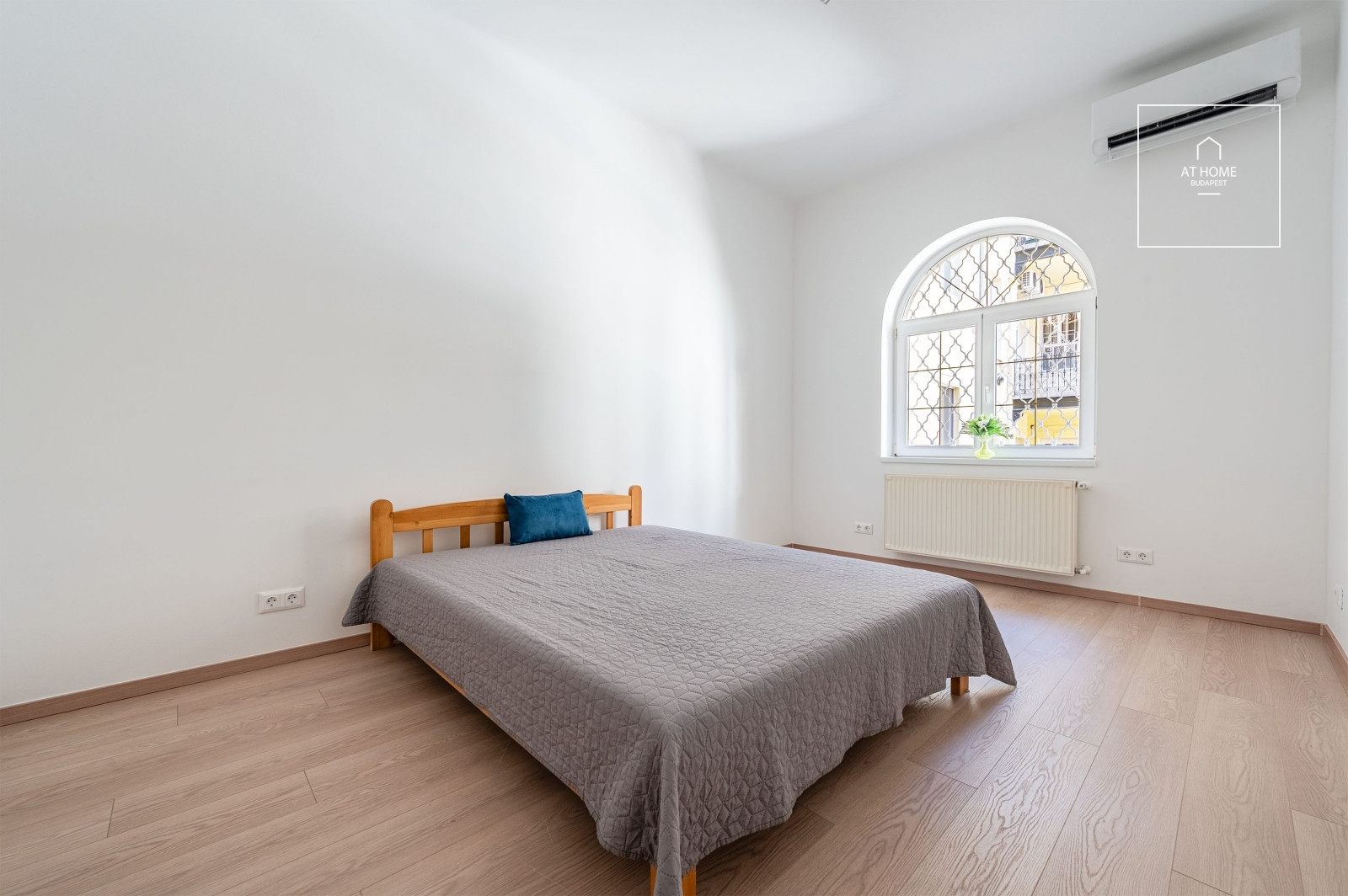 Fully renovated 56 qm apartment with 2 bedrooms in the 6th district