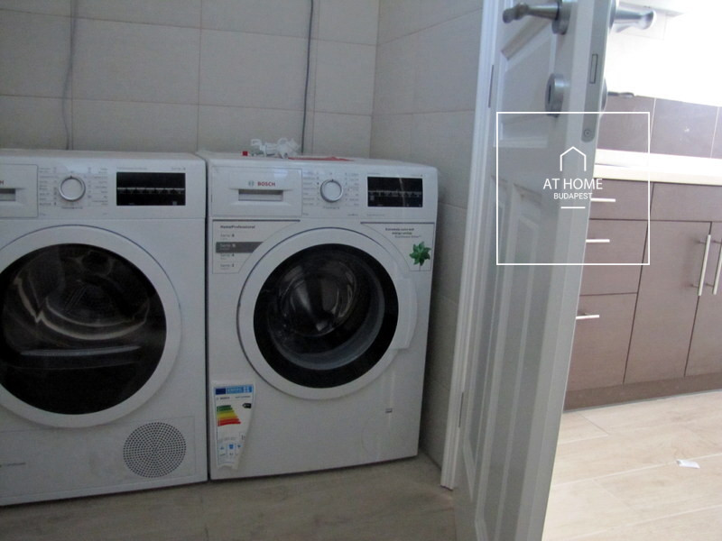 Two-story 200 sqm family house in a green setting in District XII