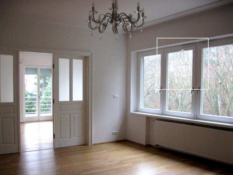 Two-story 200 sqm family house in a green setting in District XII