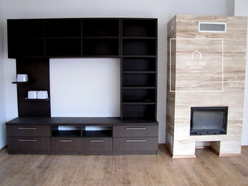 Two-story 200 sqm family house in a green setting in District XII