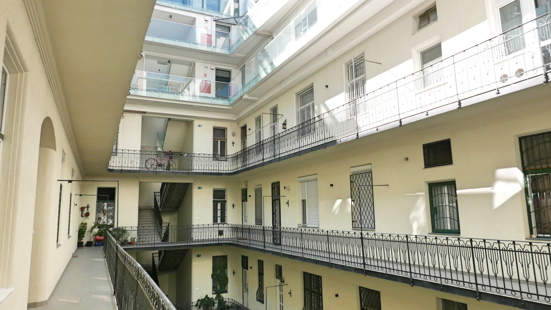 Gyönyörűen felújított lakás Budapest XI. kerületében