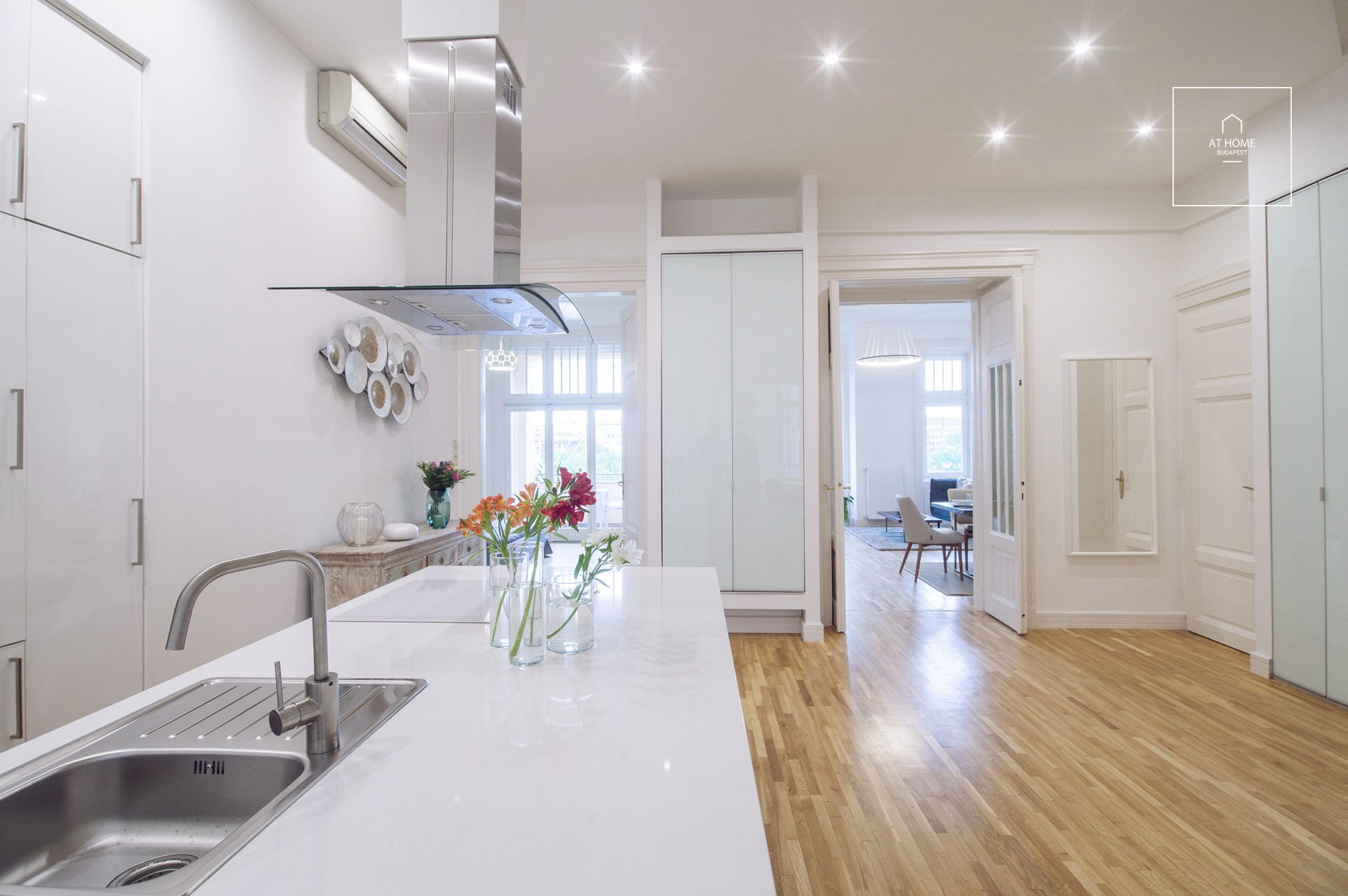 Renovated 2-Bedroom Tasteful Apartment in District V, City Center