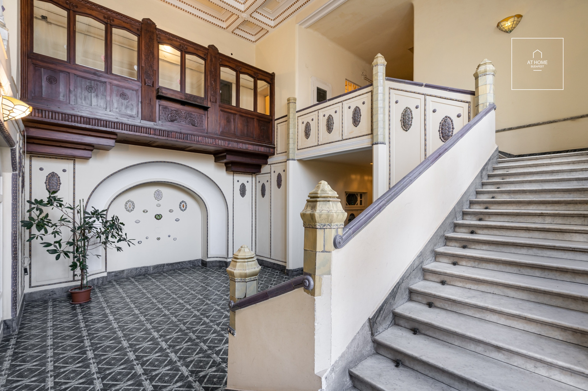Breathtaking apartment in Art Nouveau villa building Budapest VII. district, Városliget