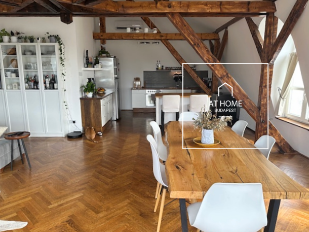 Exclusive three-bedroom apartment with stunning panoramic views on Rózsadomb