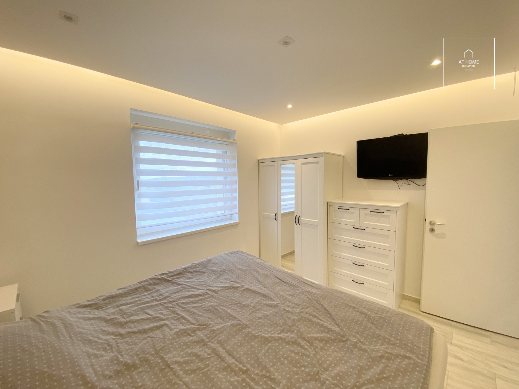 Lélegzetelállító  penthouse lakás bérbeadó Budapest XI. kerület, Hosszúrét