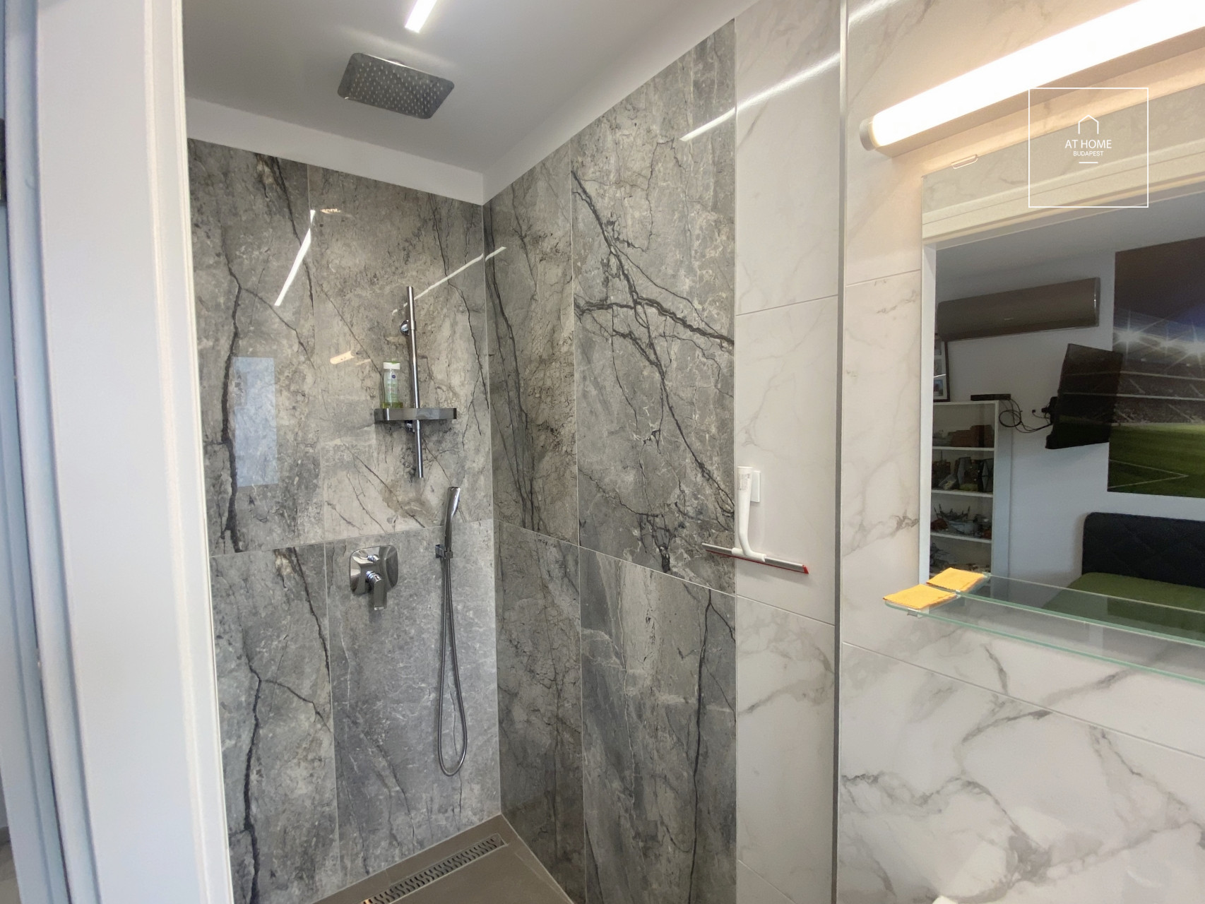 Lélegzetelállító  penthouse lakás bérbeadó Budapest XI. kerület, Hosszúrét