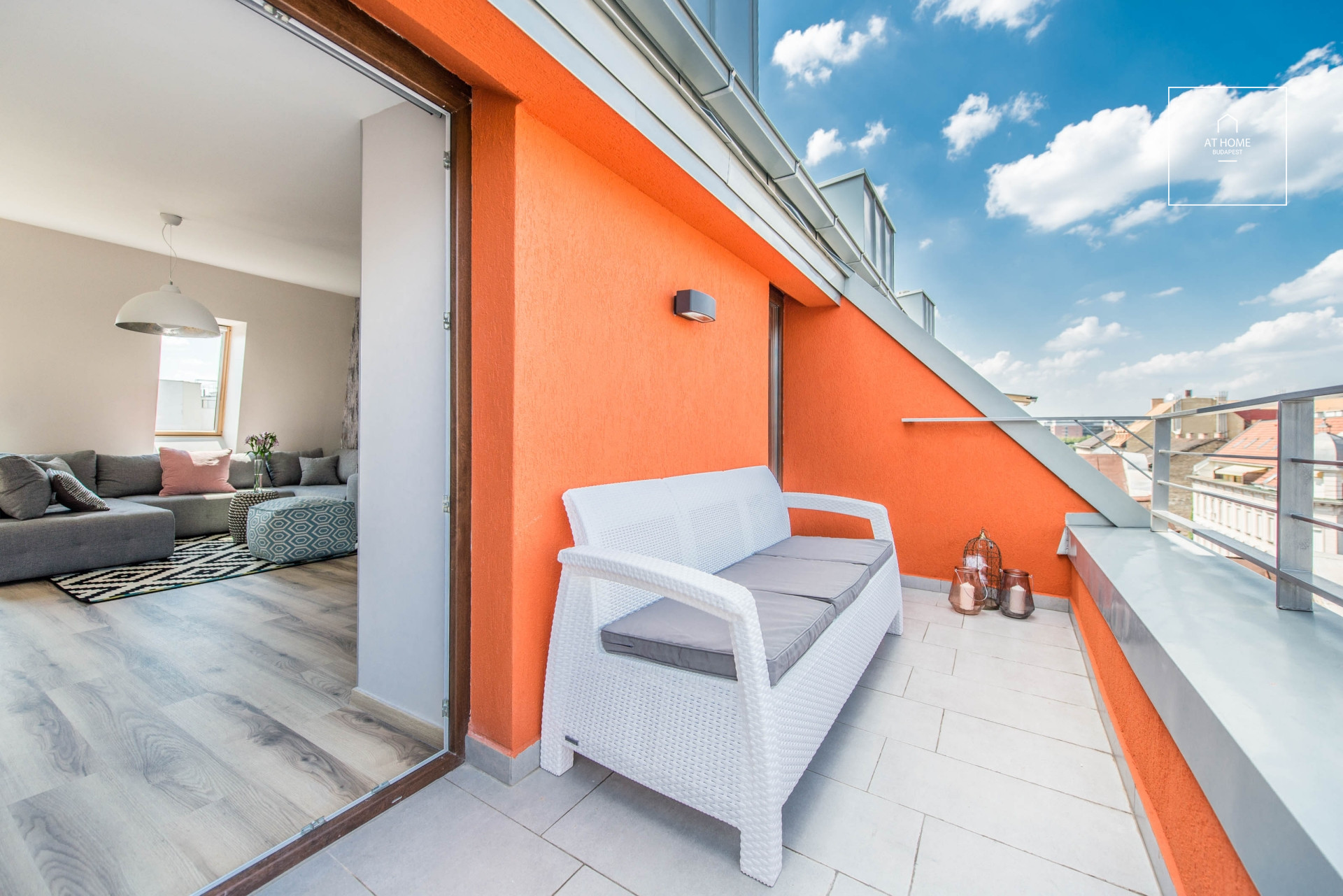 3 hálószobás penthouse luxuslakás kiadó a VI. kerületben