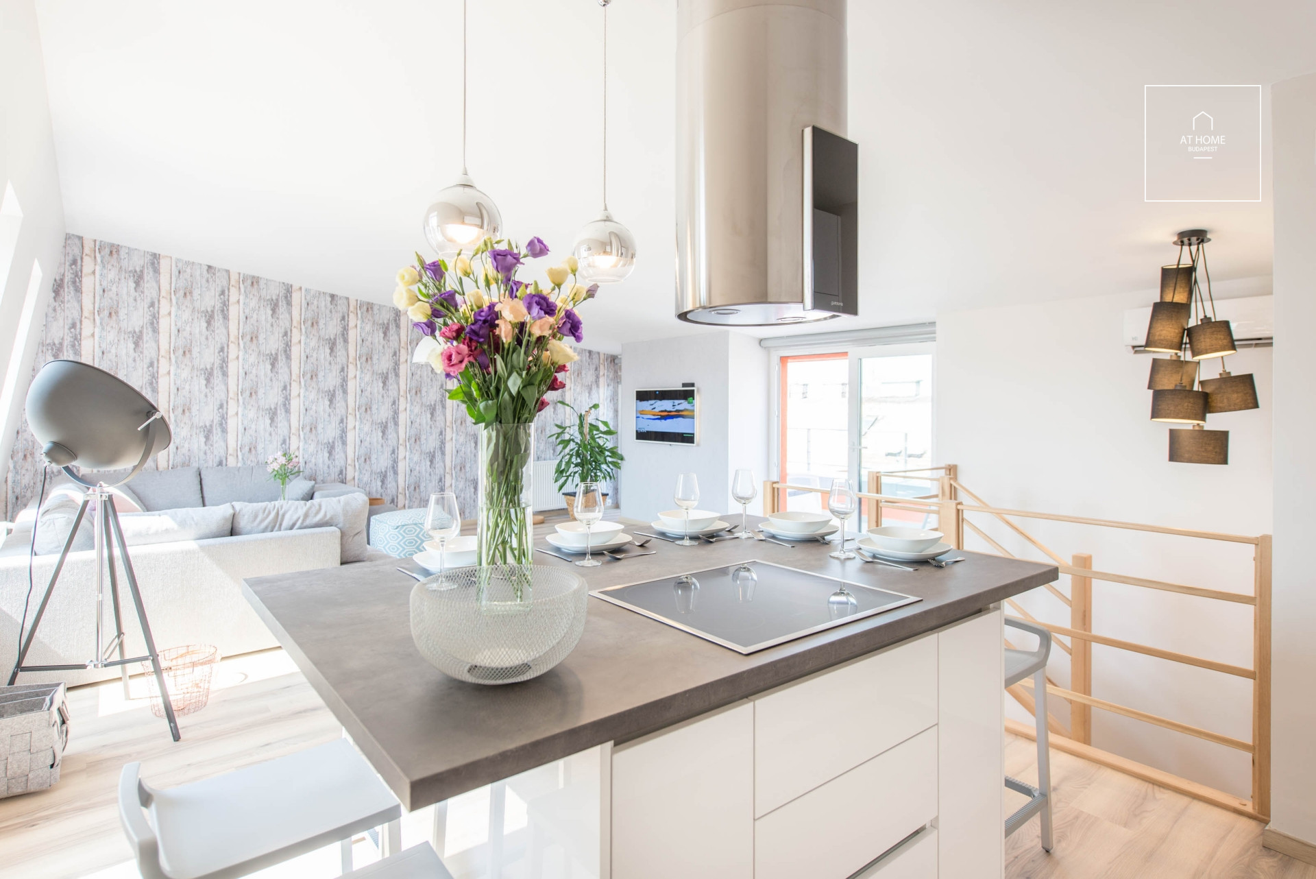 3-bedroom luxury penthouse apartment for rent in Budapest VI. district