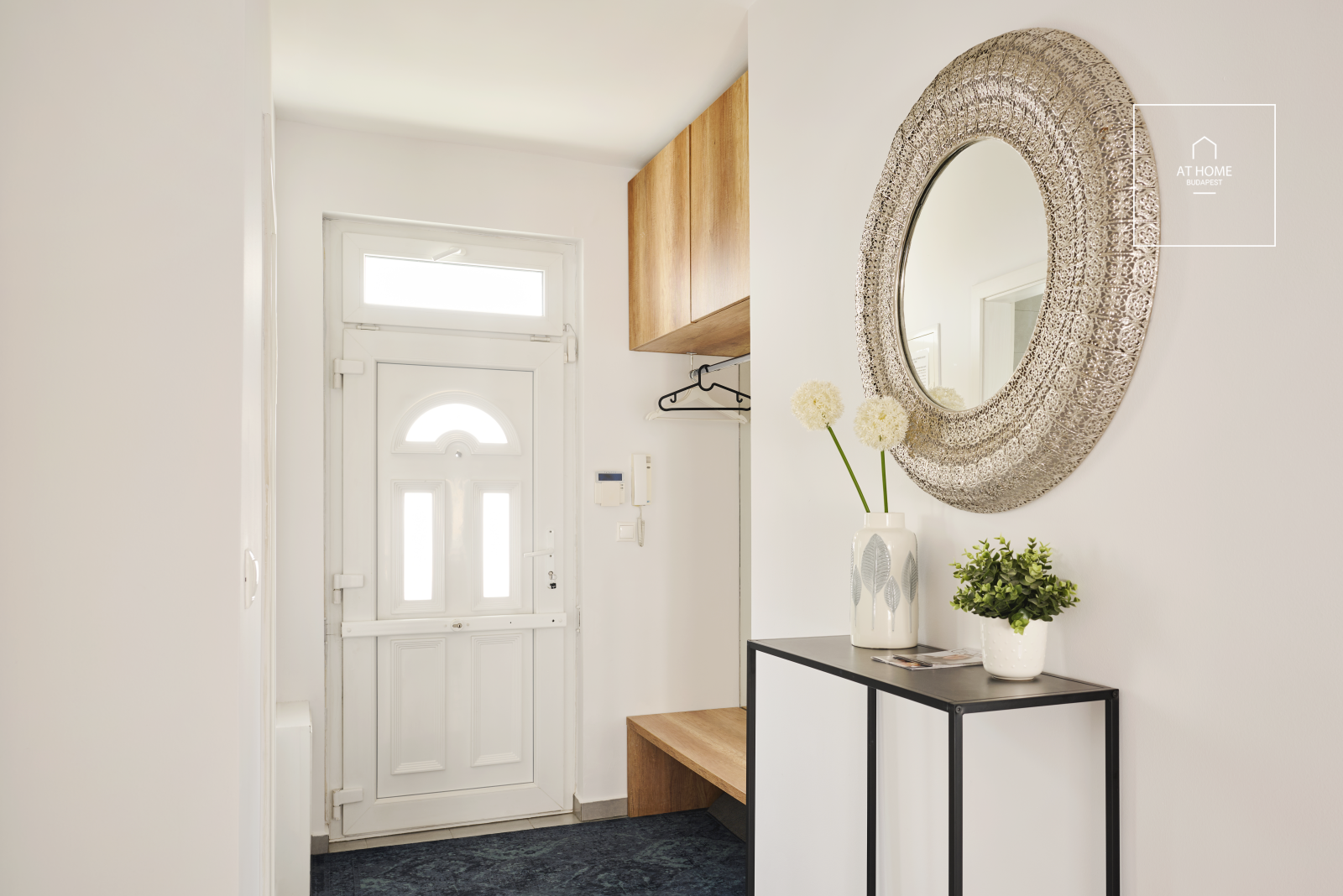 3-bedroom luxury penthouse apartment for rent in Budapest VI. district