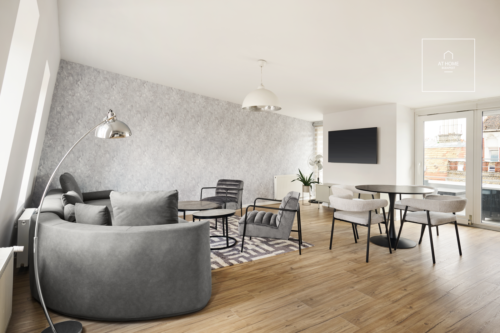 3-bedroom luxury penthouse apartment for rent in Budapest VI. district