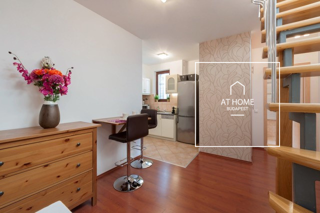 Penthouse lakás privát tetőterasszal VI. kerület, Terézváros