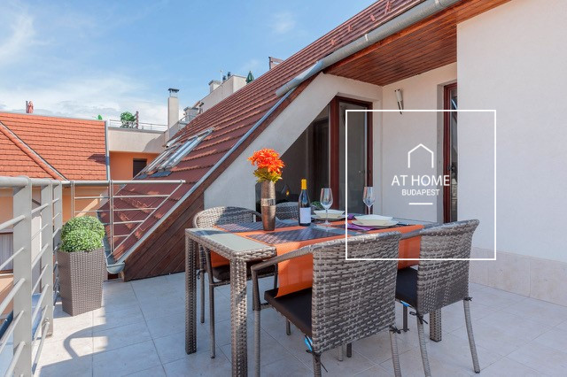 Penthouse lakás privát tetőterasszal VI. kerület, Terézváros
