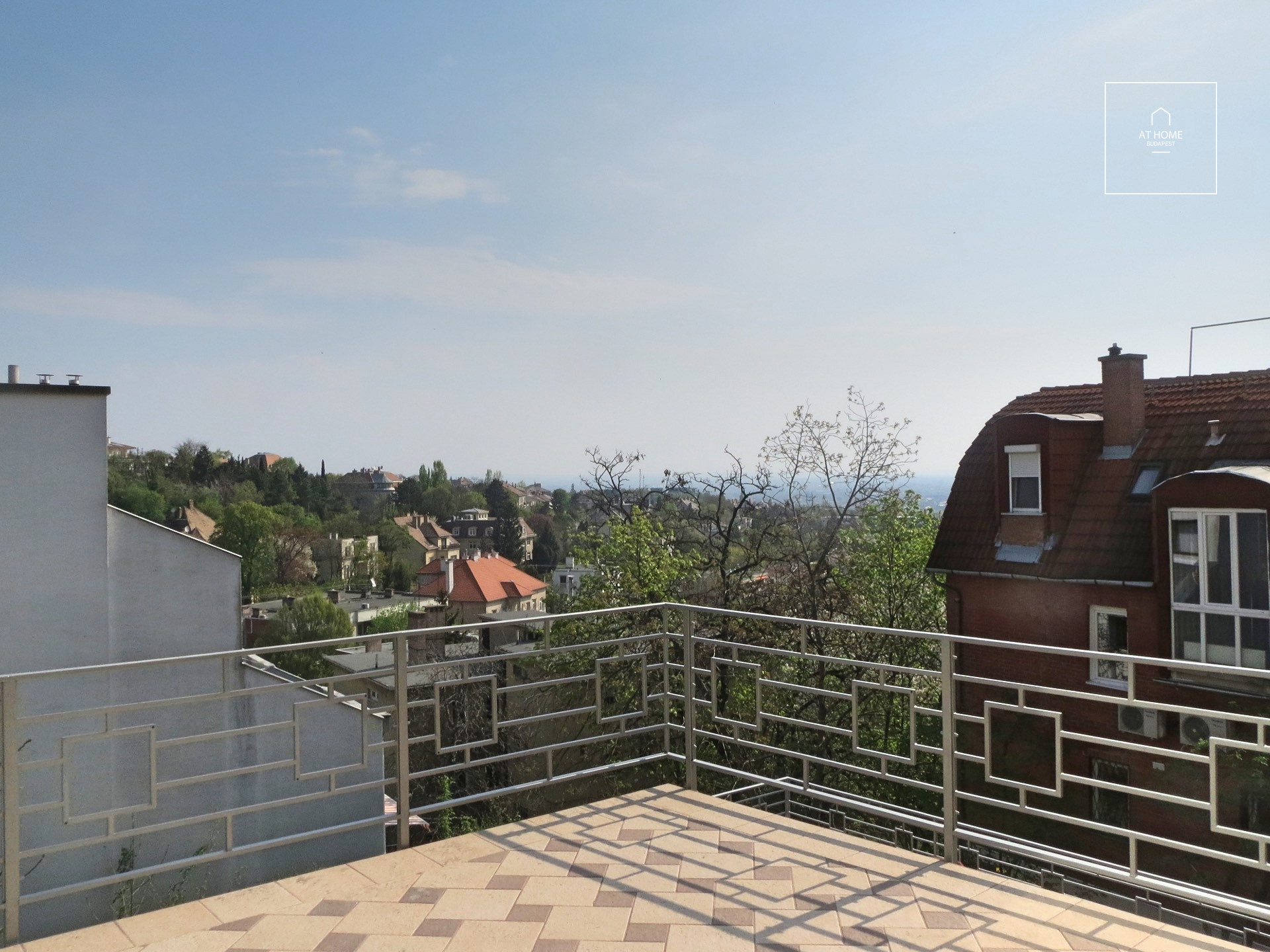 3 bedroom luxury apartment for rent in the II. district of Budapest