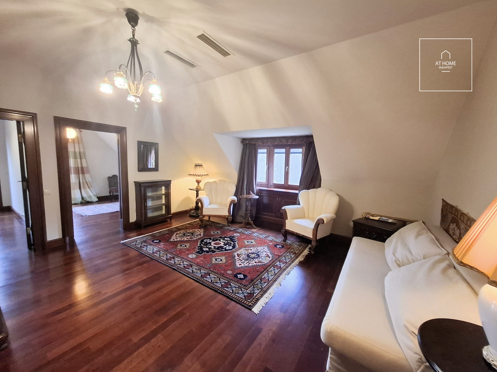 Spacious 250 m² duplex apartment with panoramic forest views in District II