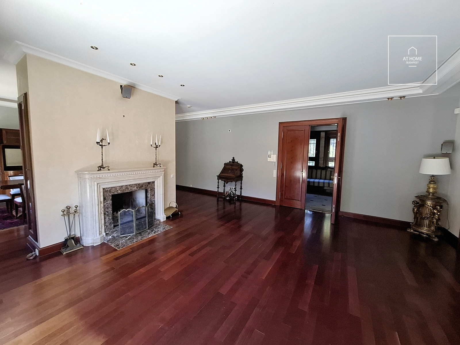 Spacious 250 m² duplex apartment with panoramic forest views in District II