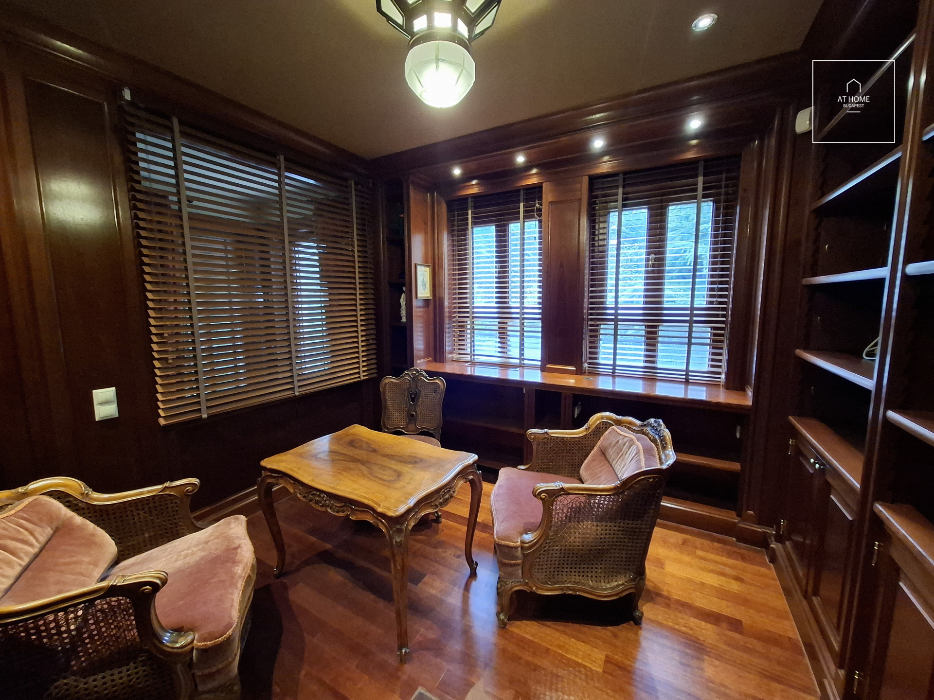 Spacious 250 m² duplex apartment with panoramic forest views in District II