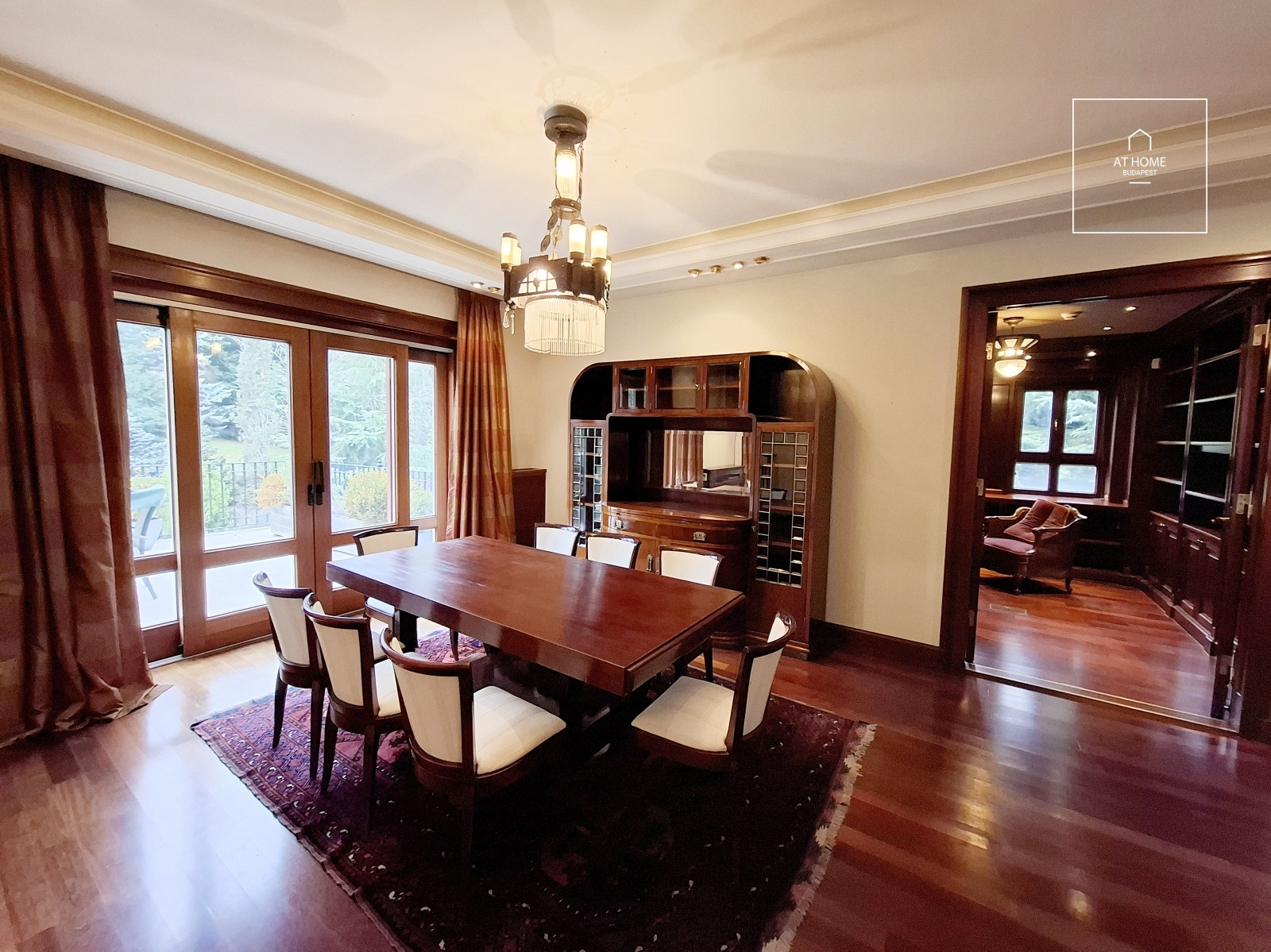 Spacious 250 m² duplex apartment with panoramic forest views in District II