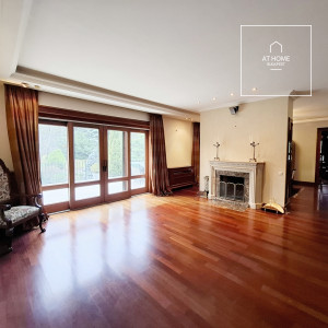 Spacious 250 m² duplex apartment with panoramic forest views in District II