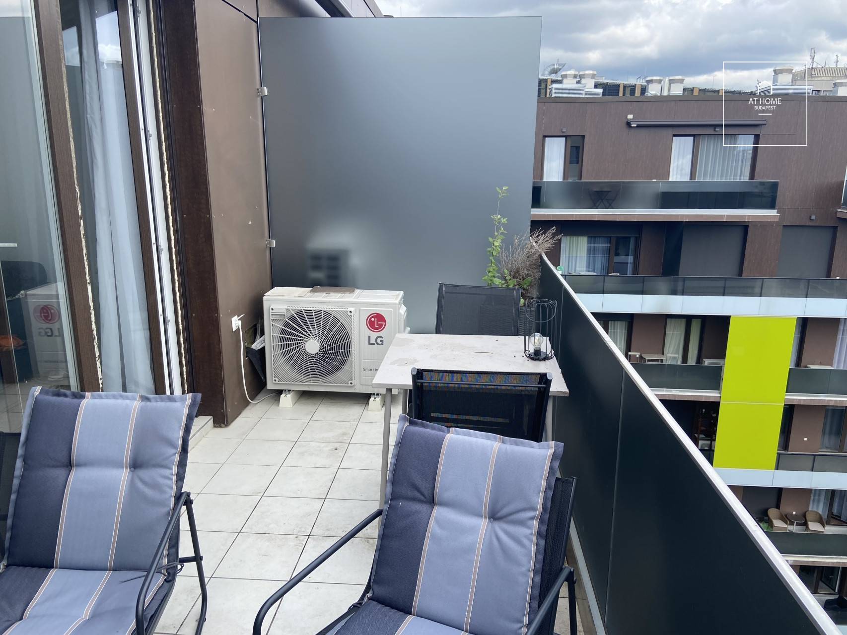 Newly built, two-bedroom apartment for rent in Corvin negyed