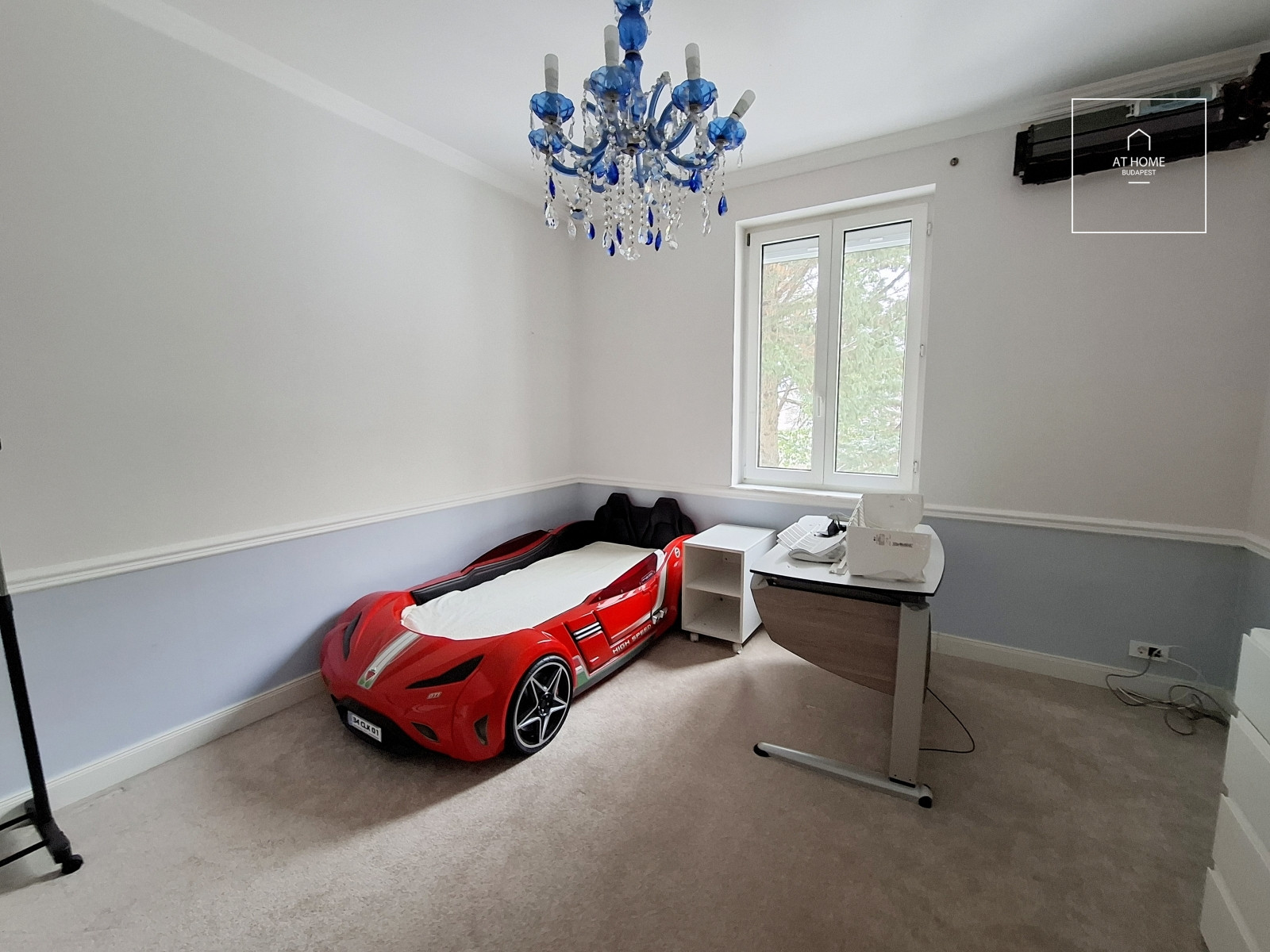 Exclusive 240 sqm apartment with terrace and 2 garage spaces on Gellért Hill