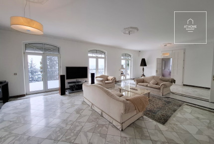 Exkluzív 240nm-es lakás terasszal és 2 garázshellyel a Gellérthegyen