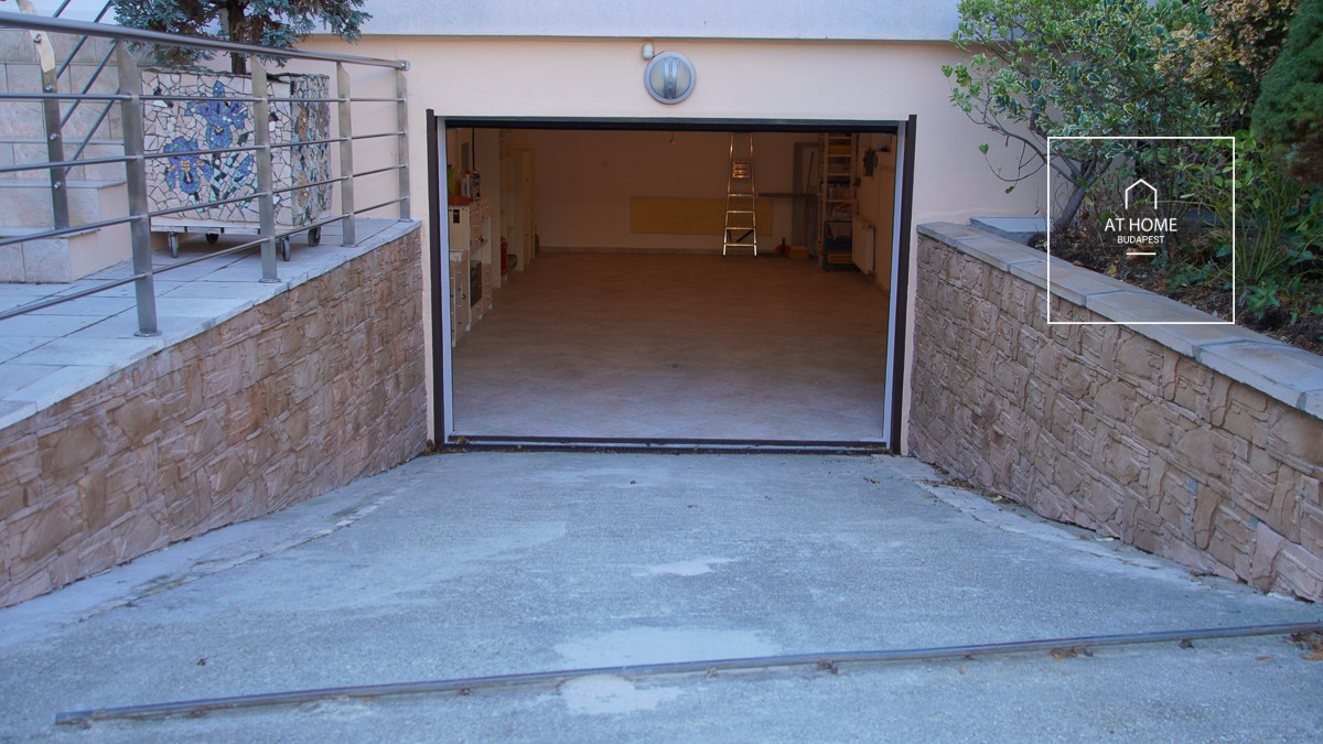 Beautiful detached house for rent in Budapest XI, district., Sasad