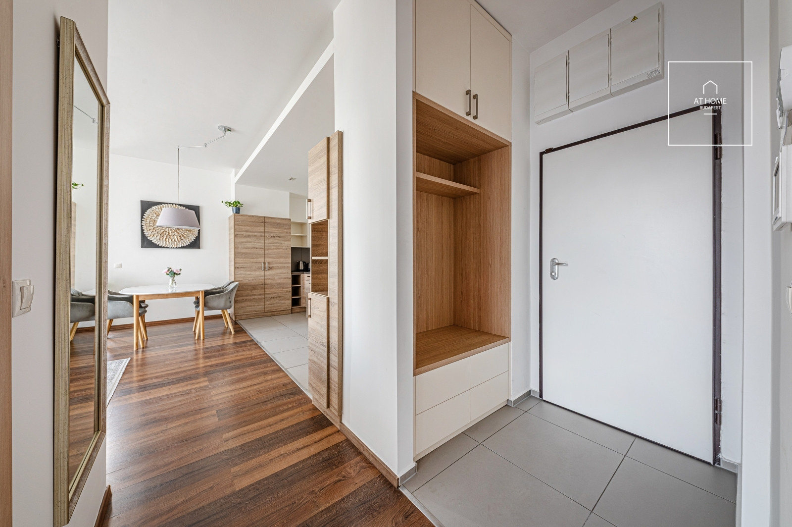 Furnished panoramic apartment with terrace and parking space at Budapart