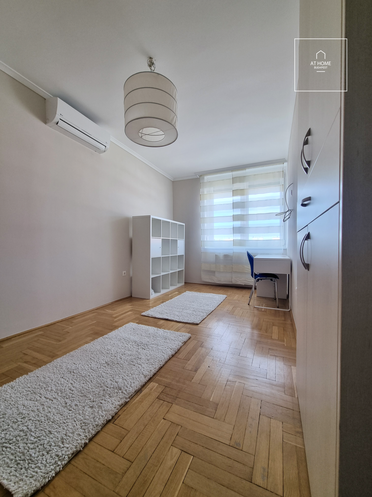 Renovated split-level apartment with 2 bedrooms in District II