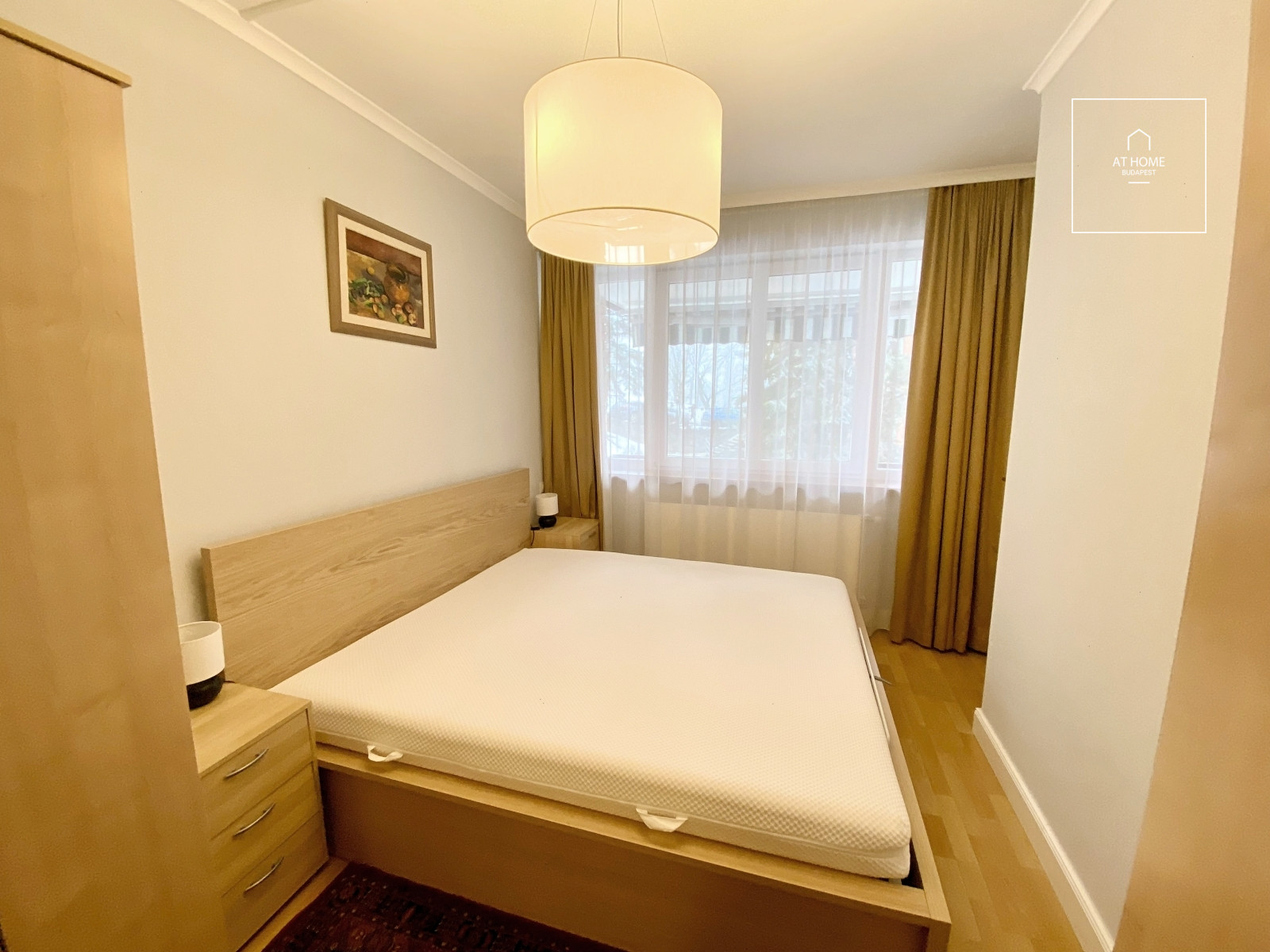 43 sqm one-bedroom apartment with a balcony in the 1st district, at the foot of the Citadella