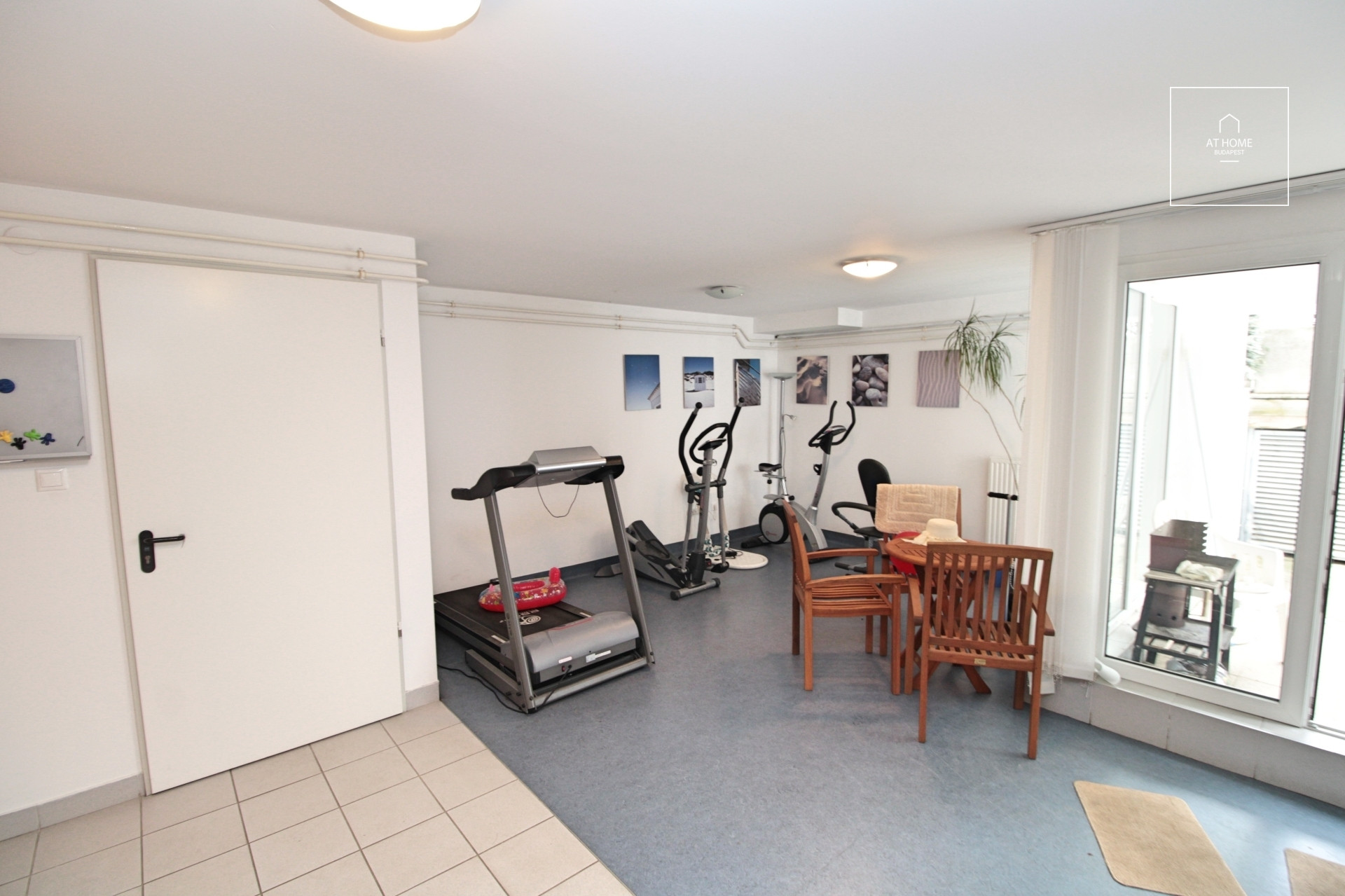 Panorámás 140 nm-es lakás két terasszal és három hálószobával a II. kerületben