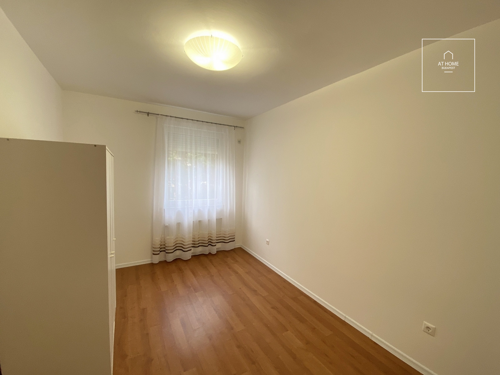 Panoramic 140 sqm apartment with two terraces and three bedrooms in Budapest’s 2nd district