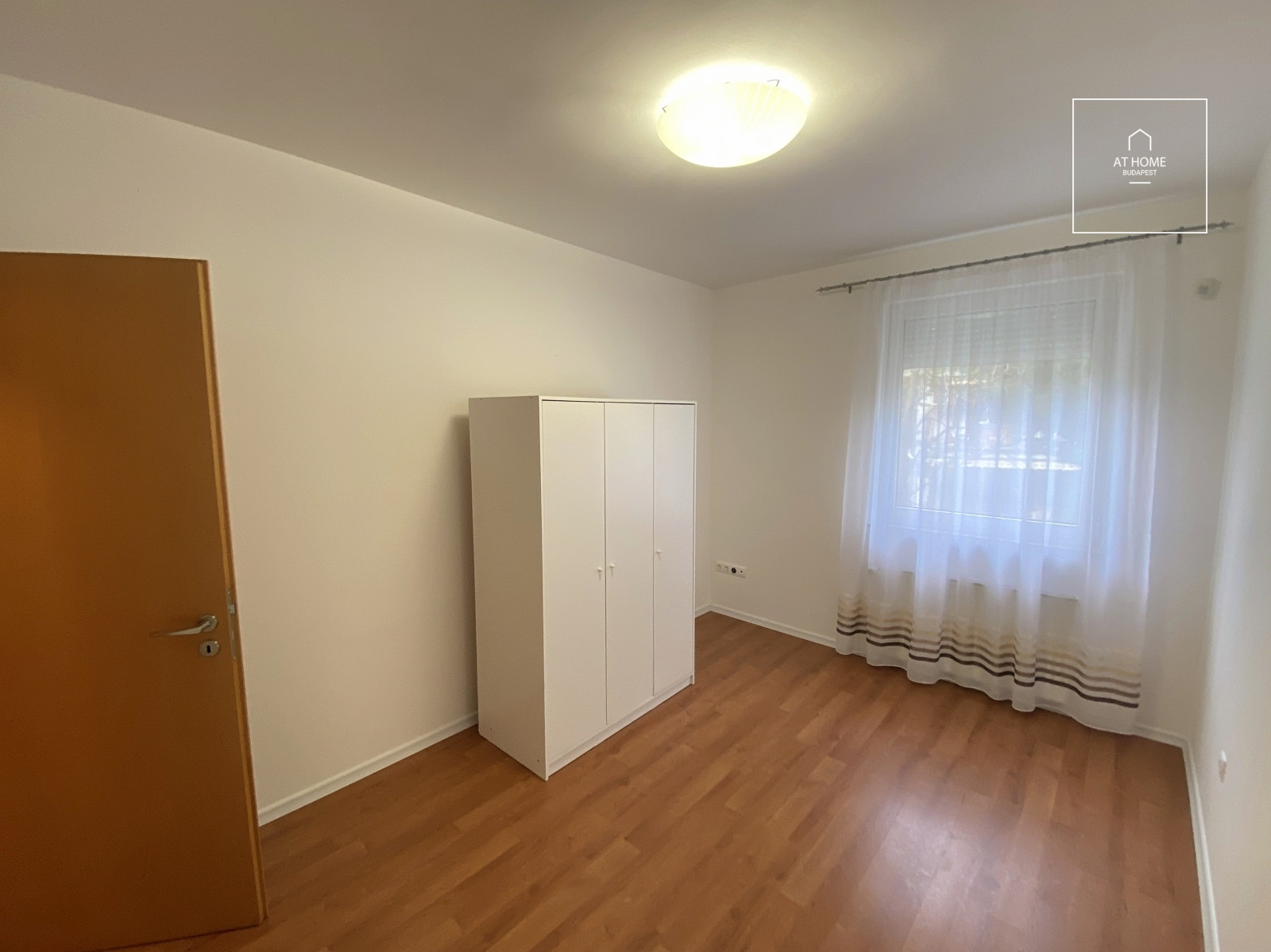Panoramic 140 sqm apartment with two terraces and three bedrooms in Budapest’s 2nd district
