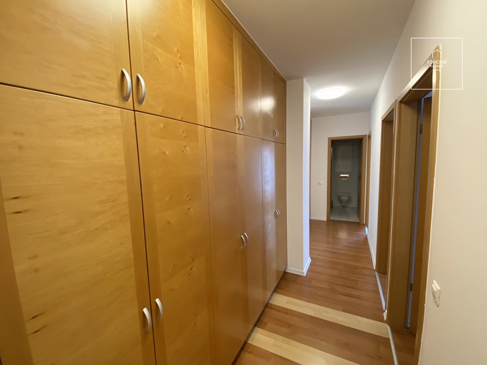 Panoramic 140 sqm apartment with two terraces and three bedrooms in Budapest’s 2nd district
