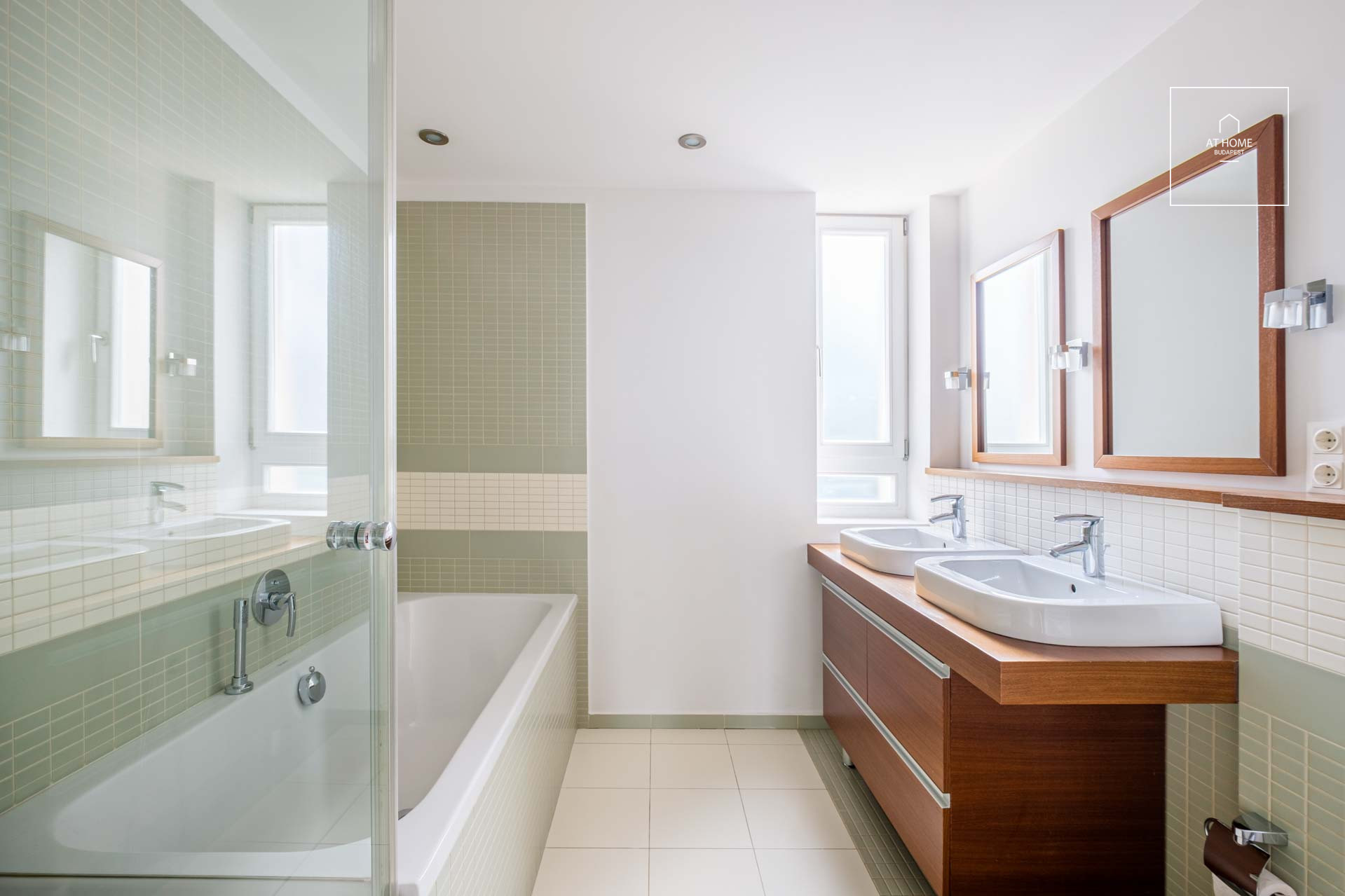 Exclusive apartment with panoramic view in district 12, Budapest