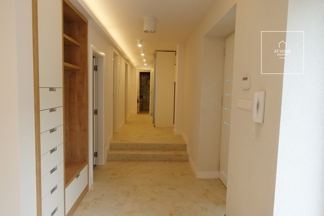 Luxury apartment with 3 bedrooms, a terrace, and a private garden in District XII