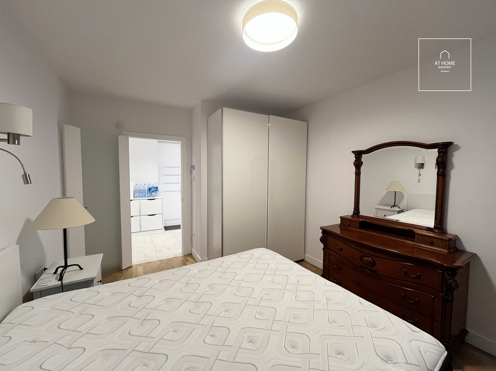 Luxury apartment with 3 bedrooms, a terrace, and a private garden in District XII