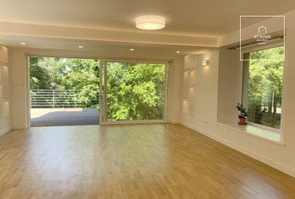 Luxury apartment with 3 bedrooms, a terrace, and a private garden in District XII